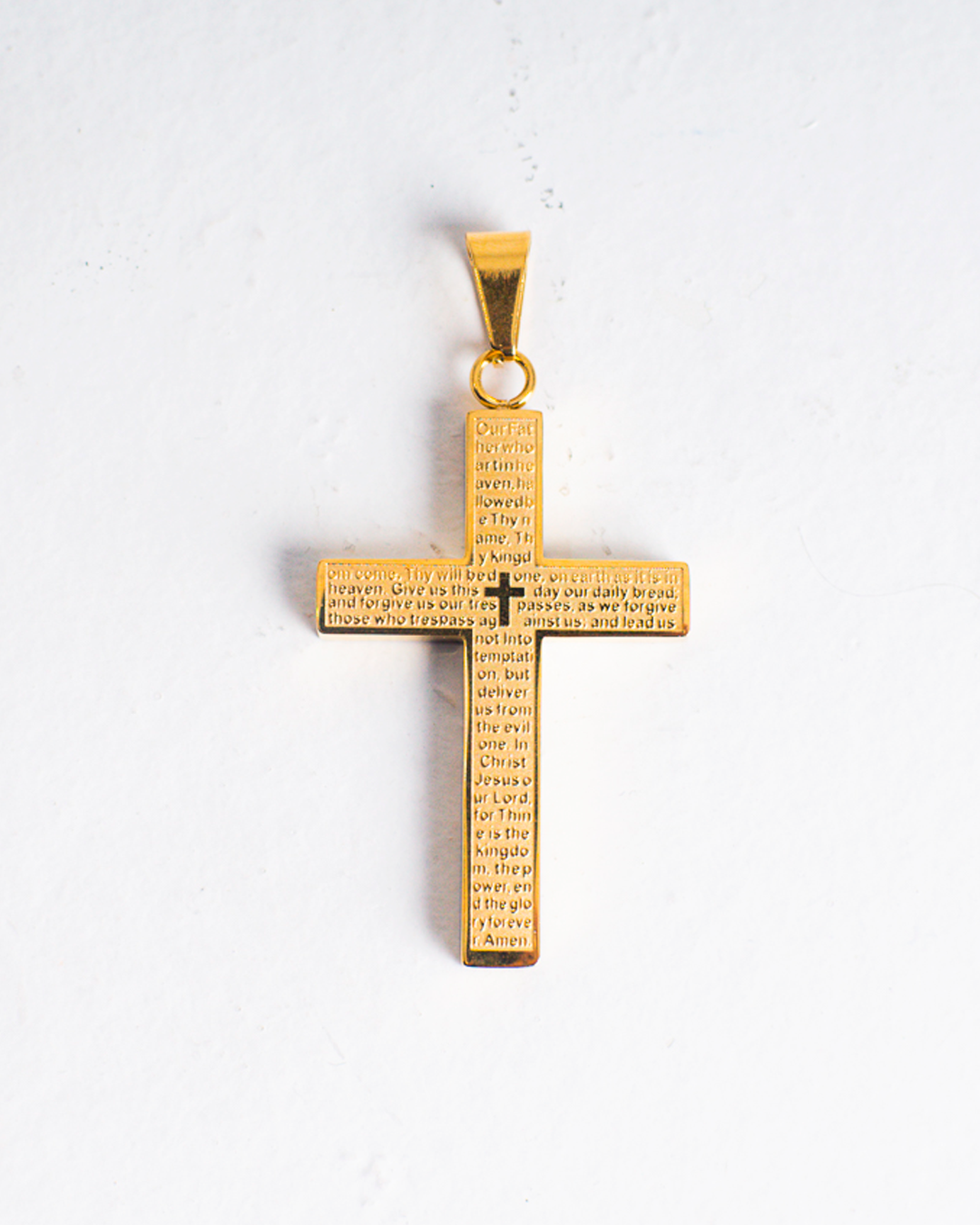 Dije Cruz con Letras en Oro Laminado 18K